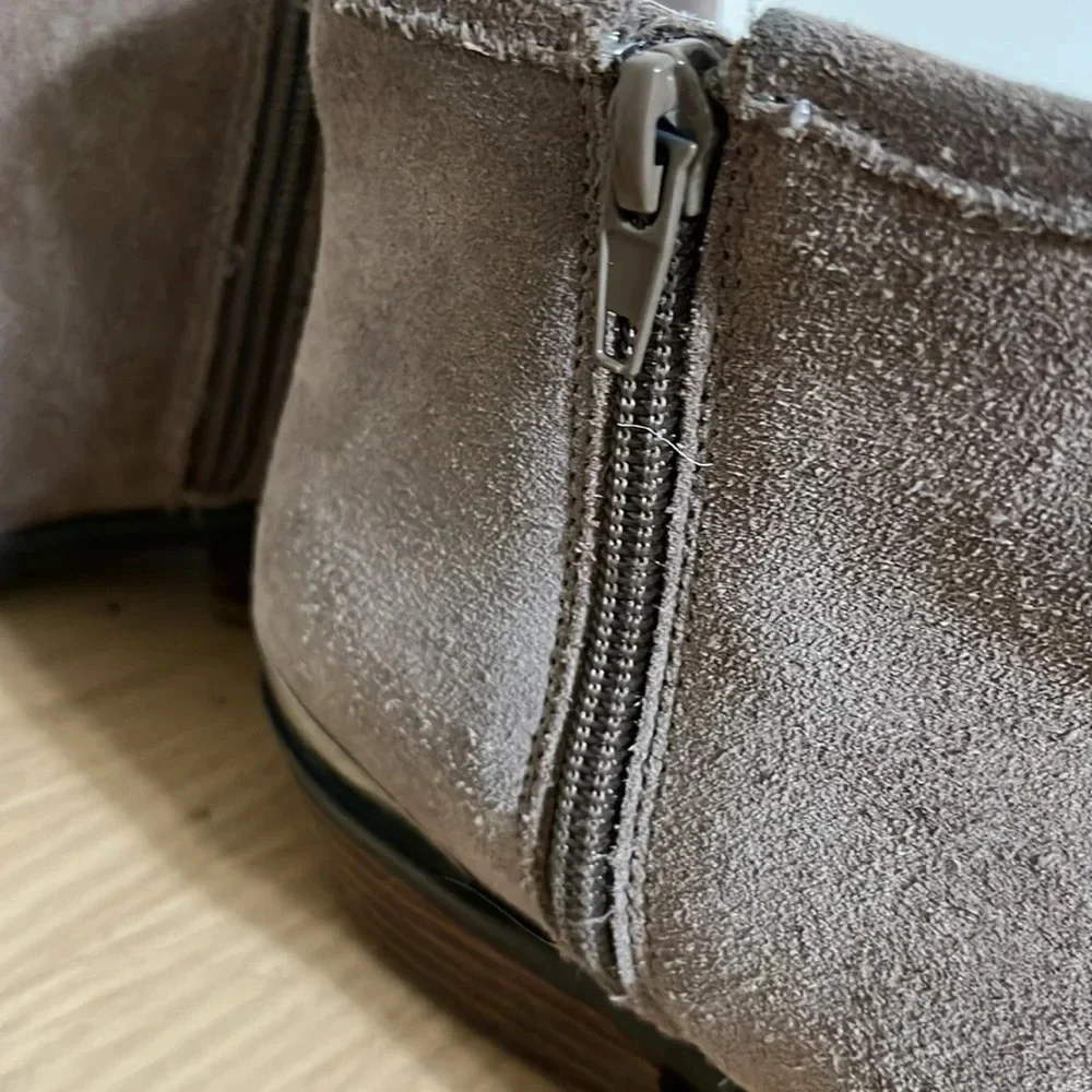Lucky ankle booties size 6 tan brown - Picture 7 of 16